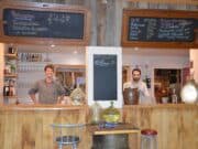 Le Trait d’union à Vézac : un pont jeté entre rencontres et partages