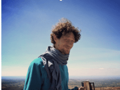 Un artisan musicien du bien-être multiple et engagé