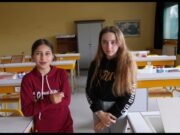 La science en cuisine : des étudiants animent un atelier scientifique pour des collégiens