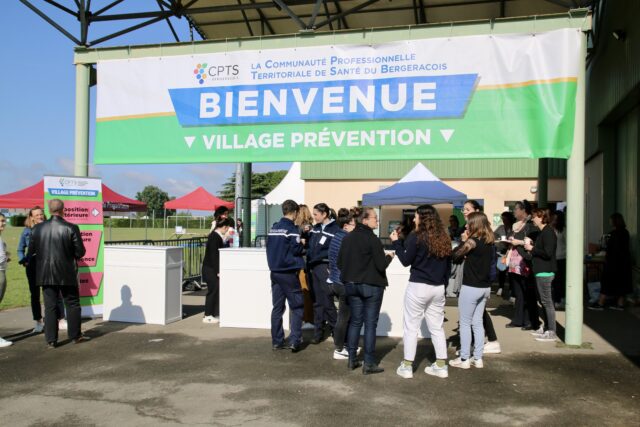 l'ouverture au public du village prévention Village prévention professionnels santé