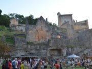 Commarque, c’est le jour et la nuit