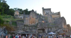 Commarque, c’est le jour et la nuit