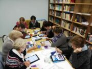 Bien vieillir en découvrant le numérique Fracture numérique seniors ateliers