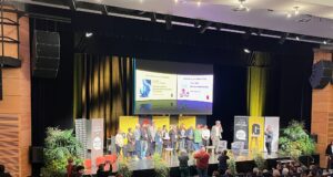 Tables ouvertes et bibliothèques remplies