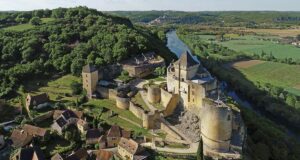 En 40 ans, Castelnaud a retrouvé toutes ses dents