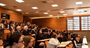 Prix La Boétie : une sélection humaine Chaque année, un temps de rencontre et d'échange a lieu entre les élèves et les auteurs