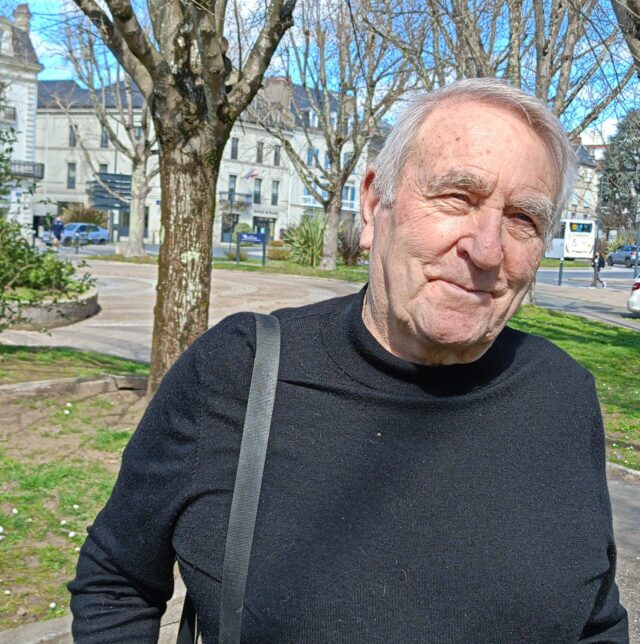 Michel ROUX Ancien agriculteur, Michel Roux passe sa retraite au service de ses anciens collègues, en difficulté. Il préside Solidarité paysans Aquitaine.