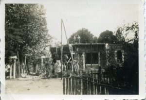 La construction de la guinguette dans les années 30
