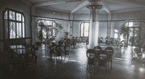 L'intérieur de l'ancien dancing