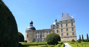 La nouvelle renaissance d’Hautefort Un air de château de la Loire égaré © H.C.