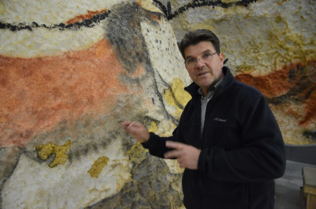Francis Ringenbach a coordonné la réalisation des peintures de Lascaux 4 Francis Ringenbach a coordonné la réalisation des peintures de Lascaux IV