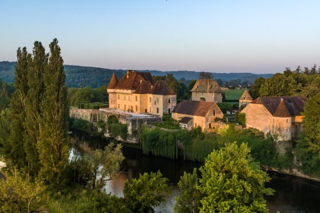 Château de Losse, un balcon sur la Vézère