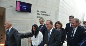 Lascaux à l’heure norvégienne Un visiteur surprise François Hollande animant la visite avec ses bons mots