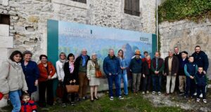 Un village sur le chemin de la beauté