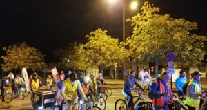 Les cyclistes urbains donnent leur avis La véloparade nocturne annuelle dans Périgueux