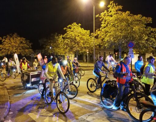 Les cyclistes urbains donnent leur avis La véloparade nocturne annuelle dans Périgueux