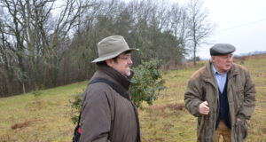 Une vie de passion pour la truffe Avec le professeur Jean-Claude Pargney sur le terrain