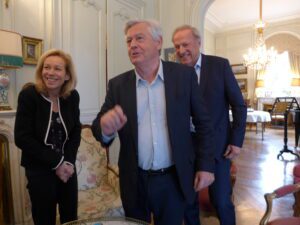 La nouvelle président Aude Calvet, aux côtés du secrétaire Patrick Palem et du trésorier Pierre Ancely