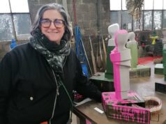 Des statuettes à la conquête du monde