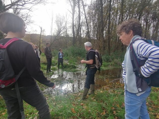 Visite sur le terrain avec le Collectif transitions Périgord Nord Visite sur le terrain avec le Collectif transitions Périgord Nord