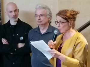 La conservatrice Nathalie Fourment lors de l'inauguration