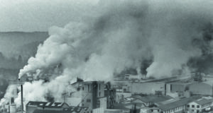 Condat, le papier de chagrin Les fumées et vapeur de l'usine