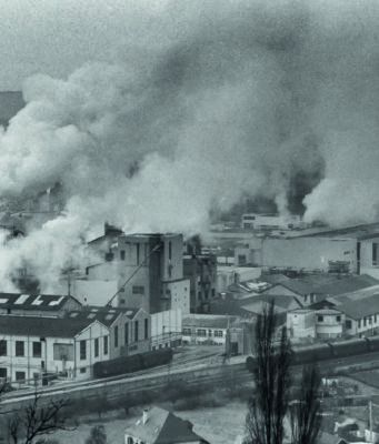 Condat, le papier de chagrin Les fumées et vapeur de l'usine