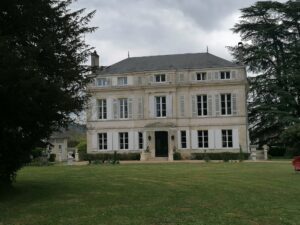 Une belle demeure construite en 1860 près de Périgueux