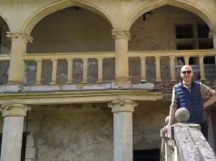 Les châteaux privés font leur pub Christophe Mangé délégué Dordogne de la Demeure historique, dans son château du Salembre
