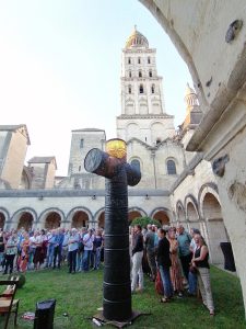 La ruée vers l'art 2025 était dans le cloître, la prochaine en septembre sera à l'abbaye de Chancelade
